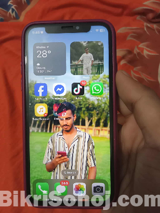 iPhone x 64